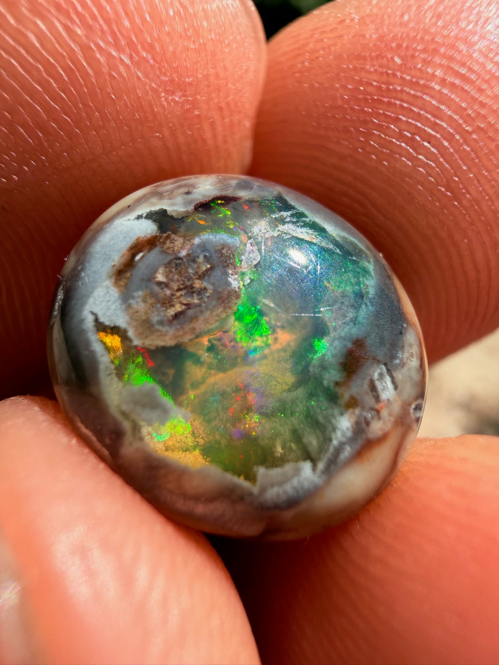 Cantera Opal 13 x 11 x 4.9 mm,