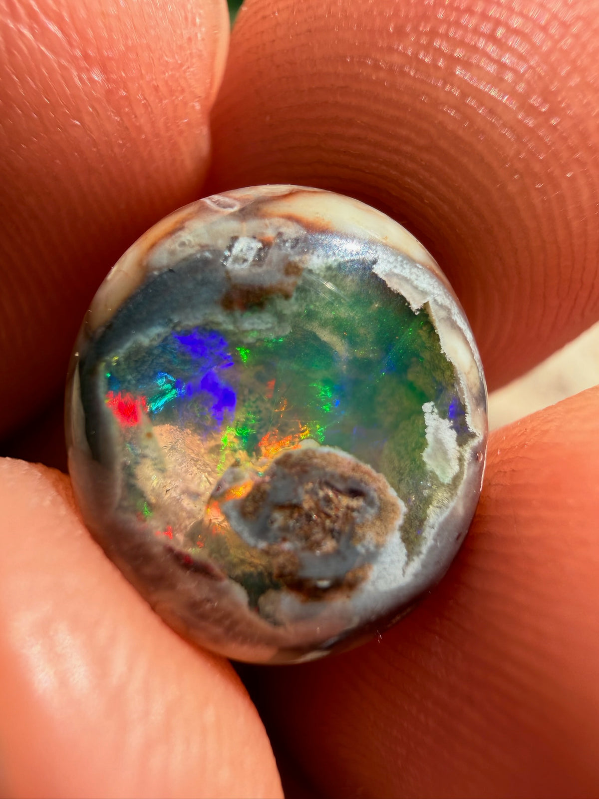 Cantera Opal 13 x 11 x 4.9 mm,
